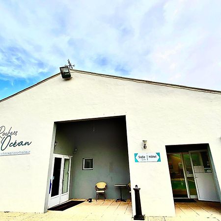 Hotel Aux Rochers de l'Ocean Givrand Extérieur photo