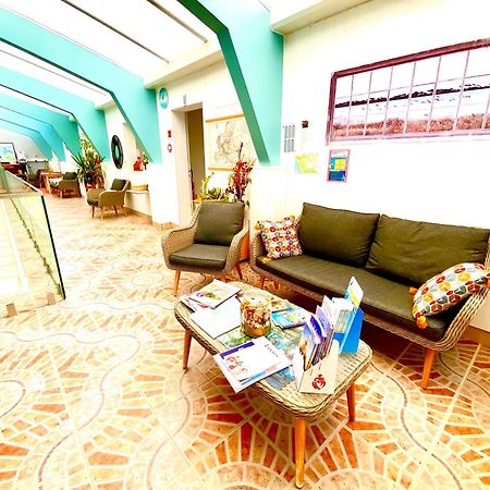 Hotel Aux Rochers de l'Ocean Givrand Extérieur photo