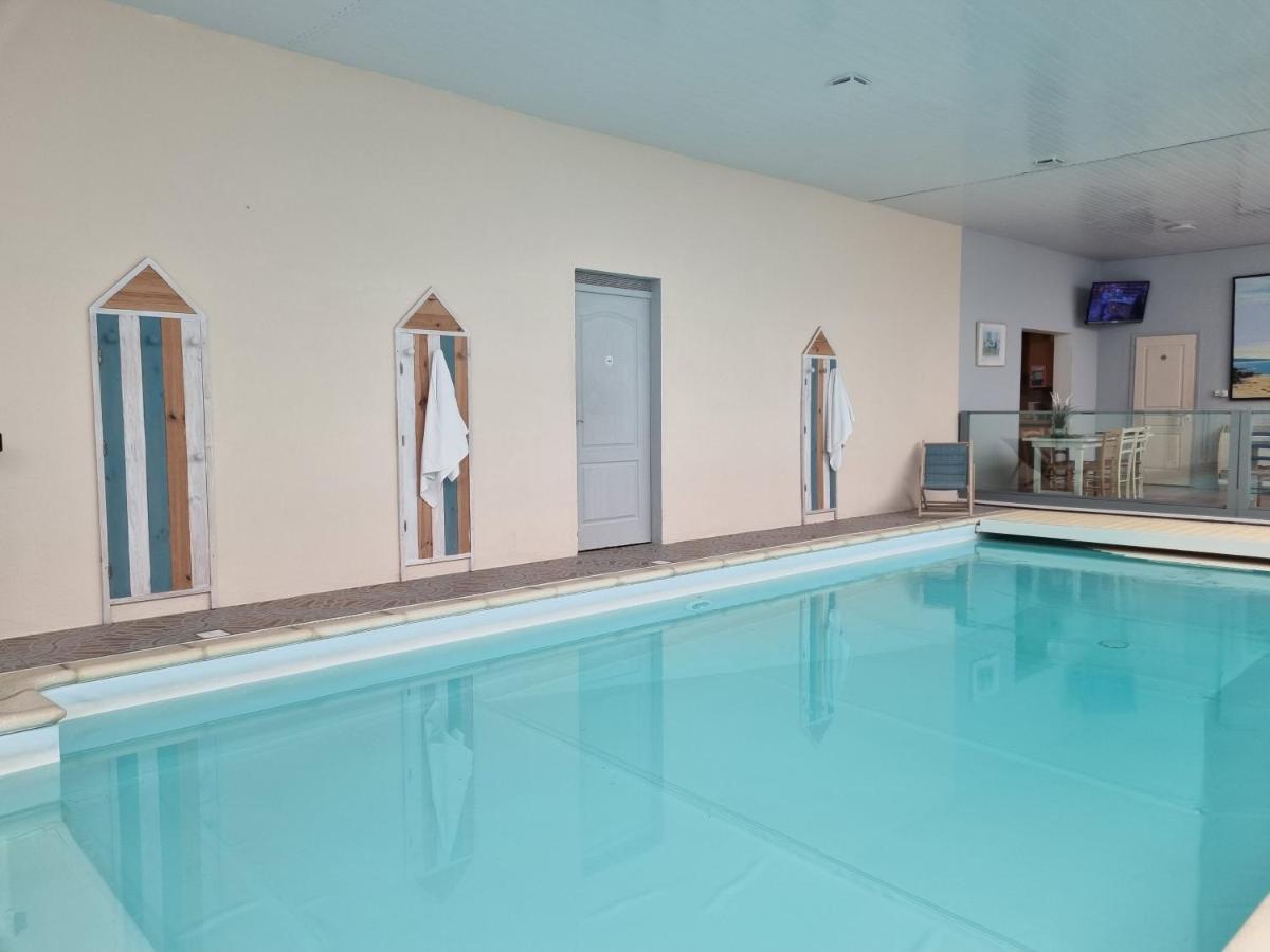 Hotel Aux Rochers de l'Ocean Givrand Extérieur photo