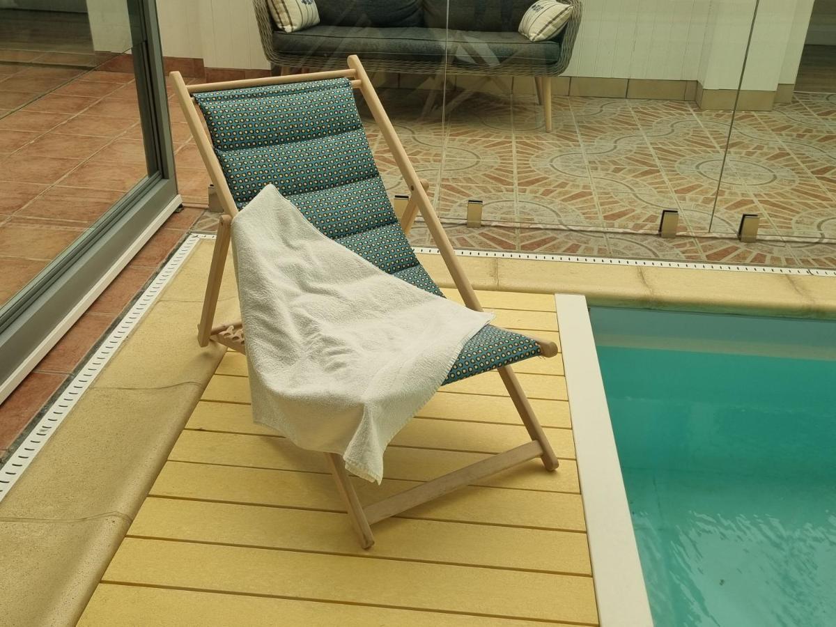 Hotel Aux Rochers de l'Ocean Givrand Extérieur photo