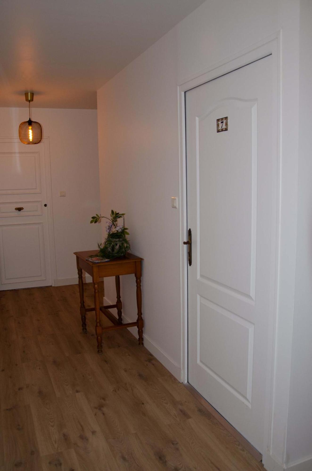 Hotel Aux Rochers de l'Ocean Givrand Extérieur photo