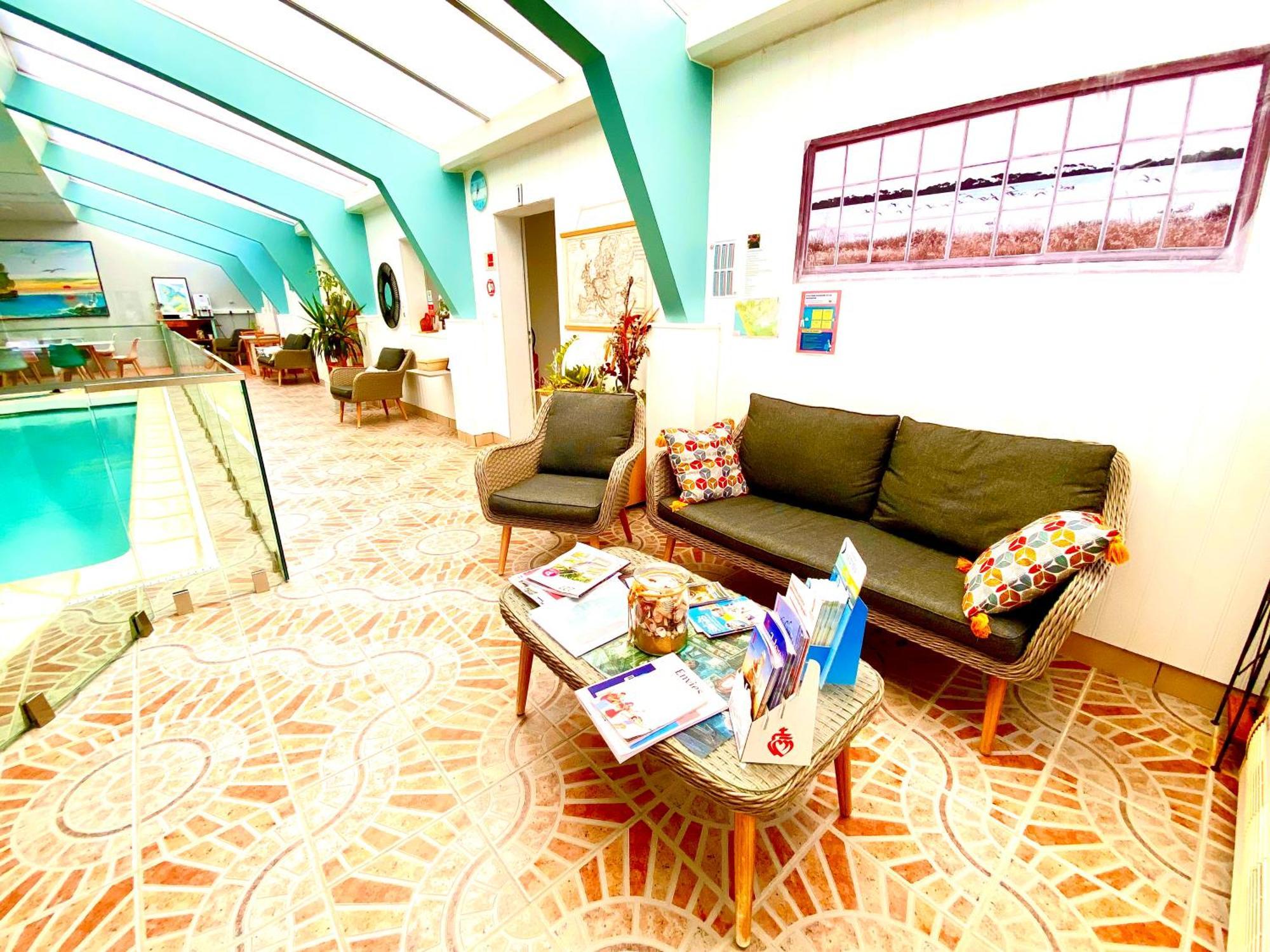 Hotel Aux Rochers de l'Ocean Givrand Extérieur photo